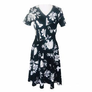Elle Women’s Small Fit & Flare Dress Black White Floral Butterflies Midi Stretch